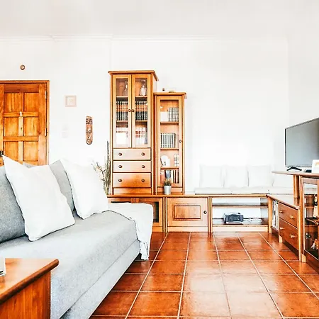 Terrace View By Gt House *