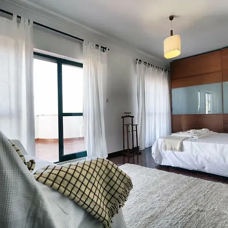 Terrace View Apartment *
